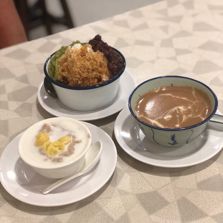 photo of Local Food - Yat Ka Yan Dessert Almond & Walnut Paste shared by @plantingggg on  29 Nov 2020 - review