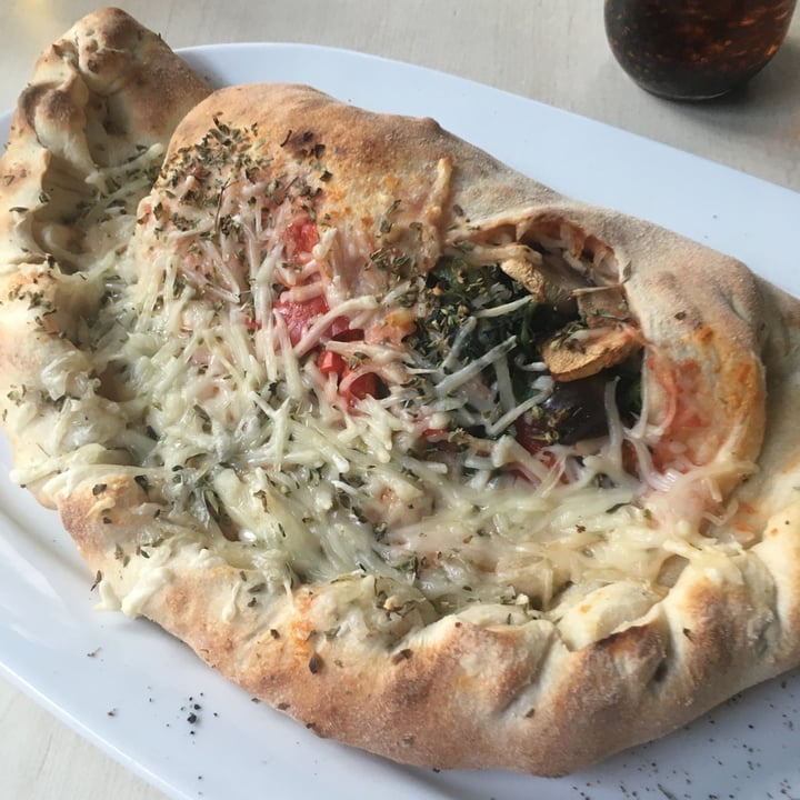 photo of Pizza Paco S L Calzone vegetal shared by @imogen on  16 Jul 2022 - review