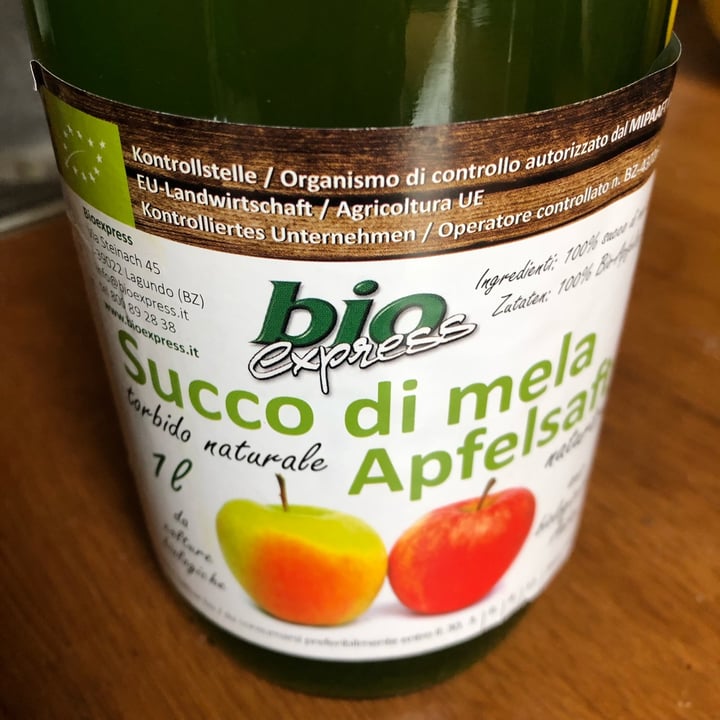 photo of Bio Express Succo di Mela shared by @simonabembo on  19 Mar 2022 - review