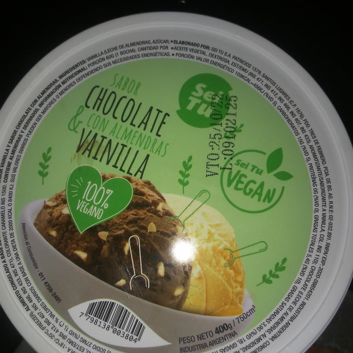 photo of Sei Tu Sei Tu Vegan Vainilla y Chocolate con Almendras shared by @yulir00 on  19 Jan 2022 - review