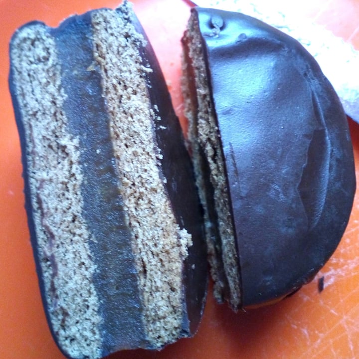 review photo of Felices Las Vacas Alfajor Negro shared by @marielita on 14 Feb 2021 - review