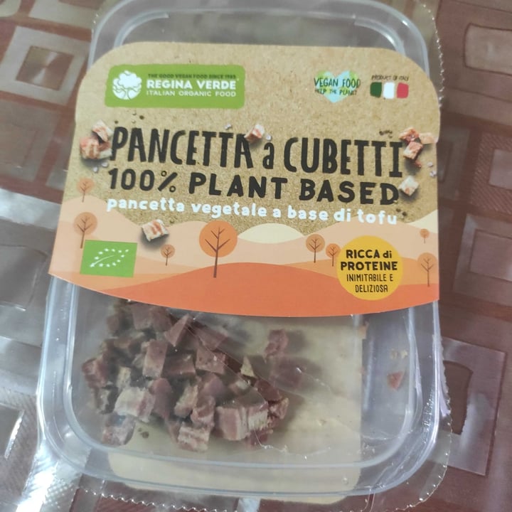 photo of Regina Verde pancetta a cubetti 100% plant based shared by @tolardoveg85 on  22 Nov 2022 - review