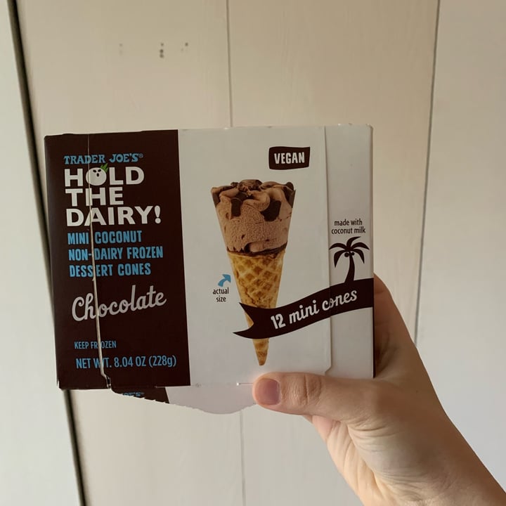 photo of Trader Joe's Hold the Dairy Mini Coconut Non-Dairy Dessert Cones shared by @burnsconcerns on  06 May 2022 - review