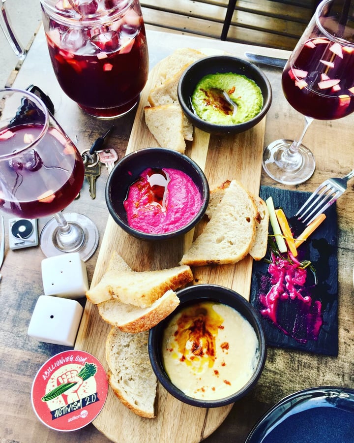review photo of Violeta Restaurant Tabla Copihue shared by @veganjo on 17 Jan 2020 - review