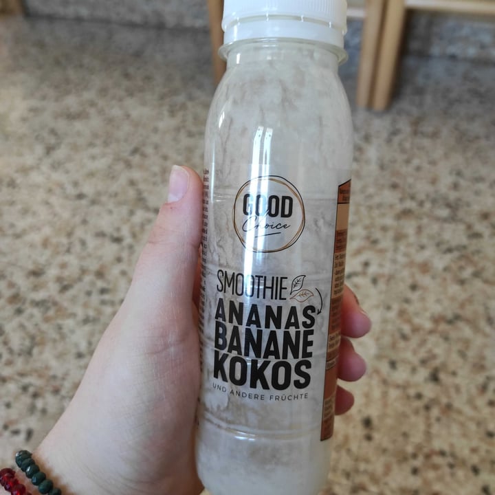 photo of Good Choice Smoothie ananas banana cocco shared by @marpy on  25 Mar 2022 - review