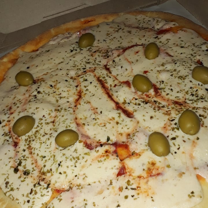 photo of Empanadas de 10 Pizza De Muzzarella shared by @floravegana on  03 Sep 2020 - review