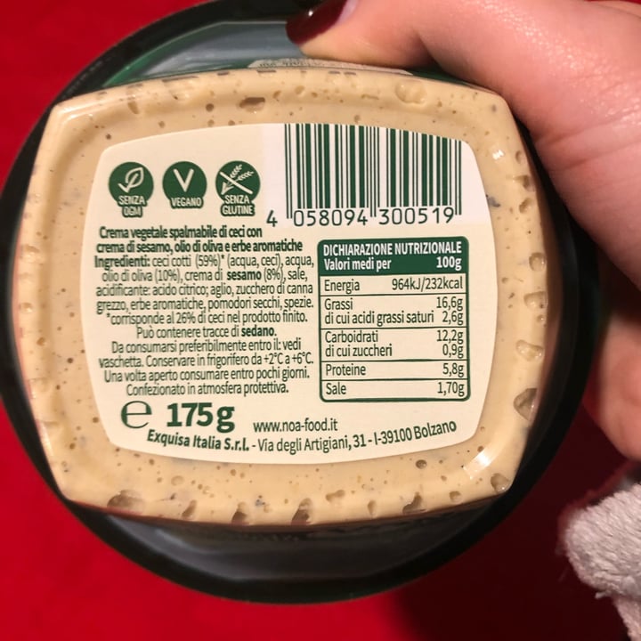 photo of Noa Hummus Ceci & Erbe shared by @roberta98 on  29 Dec 2021 - review