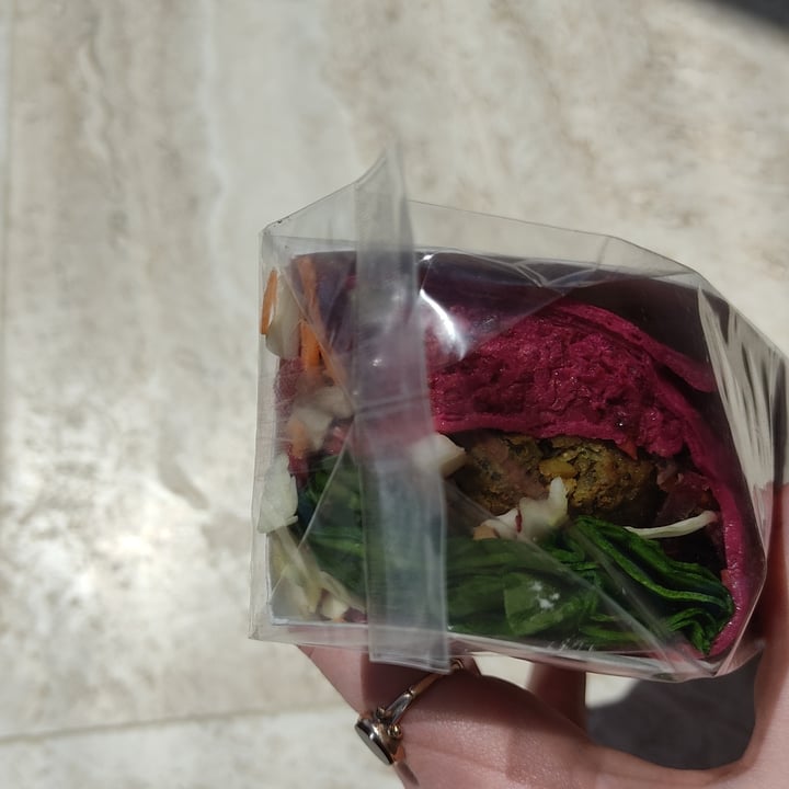 photo of Woolworths Food Falafel and Beetroot Wrap shared by @anxietea on  23 Oct 2021 - review