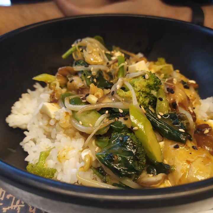 photo of UDON Aqua Vegan Karee & Tofu shared by @rominaguch on  18 Apr 2021 - review