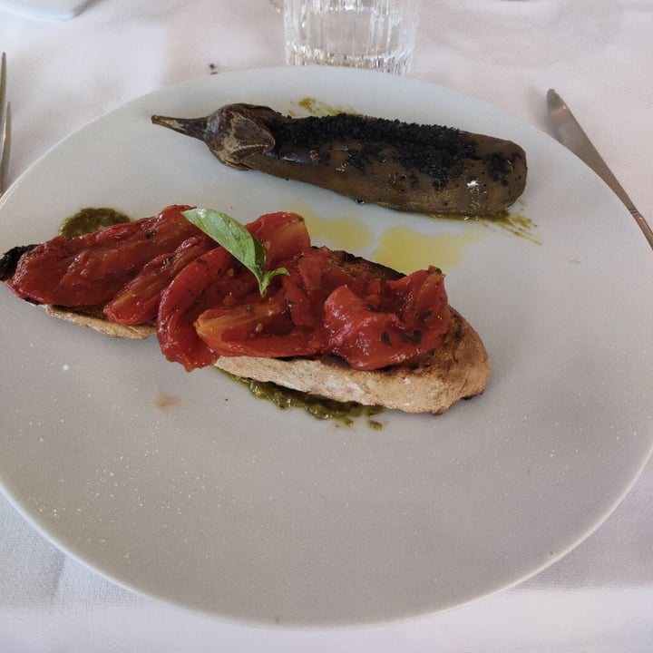 photo of Agriturismo Antichi Sapori antipasto vegano shared by @valentinavalentina on  25 Aug 2022 - review