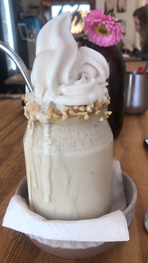 review photo of Jessy's Waffles Milkshakes shared by @hanmitchell on 06 Jan 2020 - review