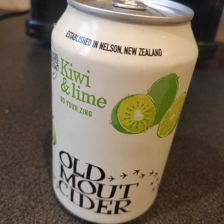 review photo of Old Mout Cider Kiwi and Lime shared by @ktrose on 09 Mar 2020 - review