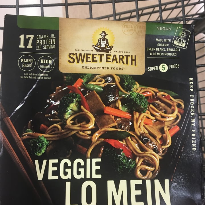 photo of Sweet Earth Veggie Lo Mein shared by @hungrywoman on  14 Nov 2022 - review