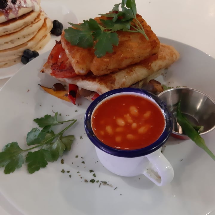 photo of Stakks Pancake House Veggie English Stakk shared by @erinridley on  22 Feb 2020 - review