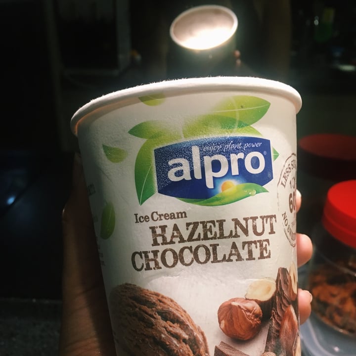 photo of Alpro Hazelnut Chocolate Ice Cream shared by @scynsa on  20 Jan 2021 - review