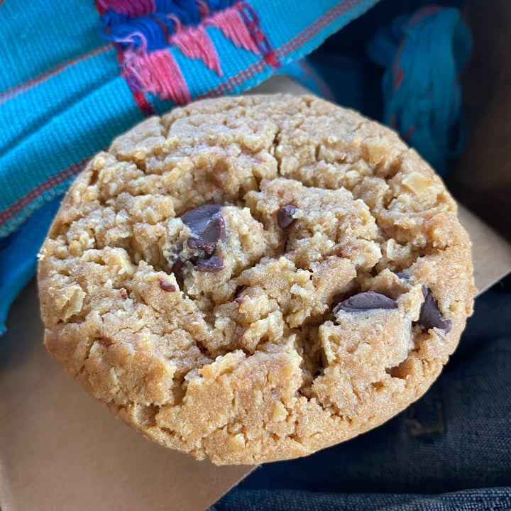 photo of Uncle Eddie’s Vegan Chocolate-Chip Oatmeal Cookies shared by @malarky on  09 Mar 2022 - review