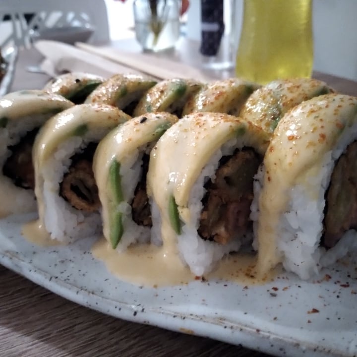 photo of Asianica Maki avocado shared by @veganaenlima on  17 Mar 2022 - review