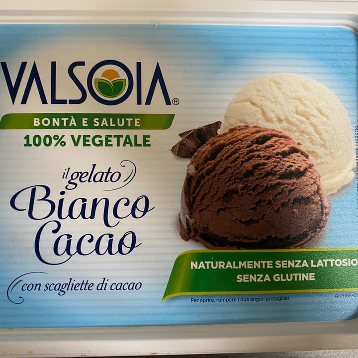 photo of Valsoia Gelato Bianco Cacao shared by @cilla98 on  24 Sep 2021 - review