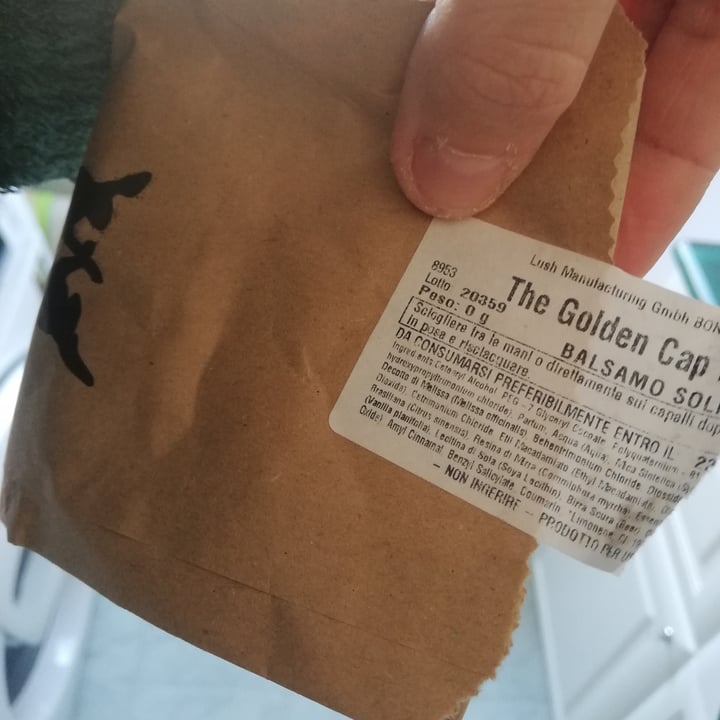 review photo of LUSH Fresh Handmade Cosmetics The Golden Cap Conditioner shared by @smartibambi on 24 Mar 2022 - review