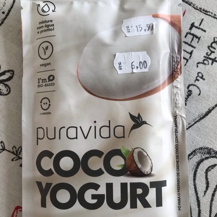 photo of puravida iogurte de coco shared by @emiliaaguiar on  13 May 2022 - review