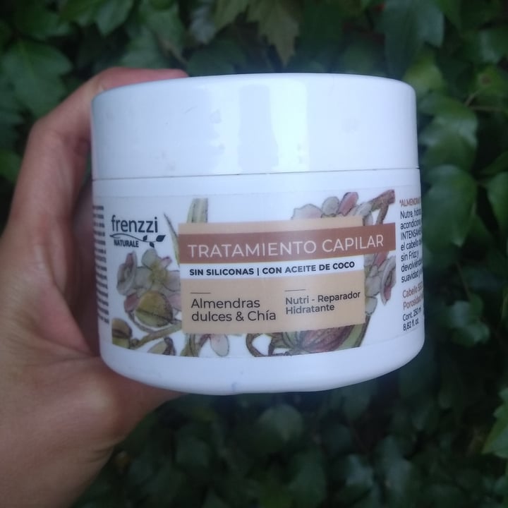 review photo of Frenzzi Tratamiento Capilar Almendras Dulces Y Chía shared by @flornijas on 04 Apr 2021 - review