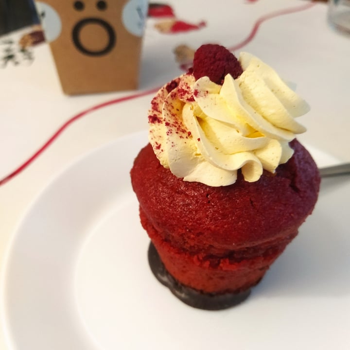 photo of Chök The Chocolate Kitchen Muffin frambuesa shared by @elivegan on  31 Dec 2020 - review