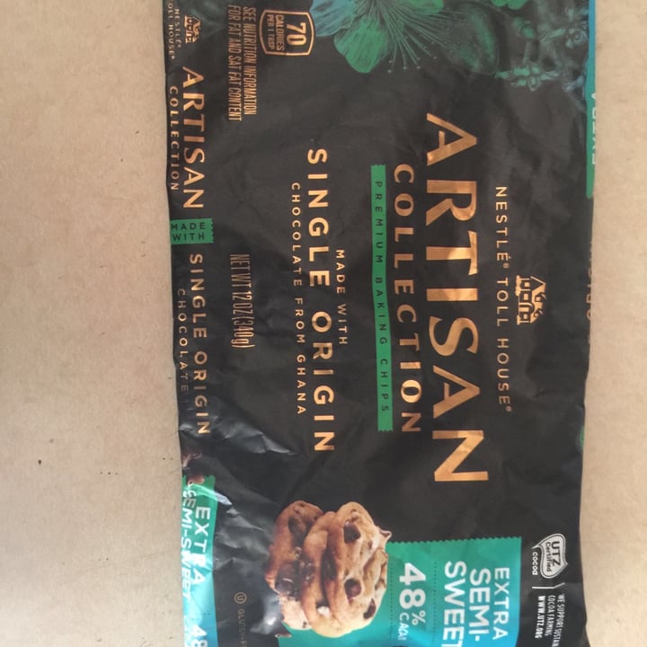 photo of Nestlé Artisan Collection Extra Semi-Sweet Chocolate Chips shared by @emmc1 on  13 May 2020 - review