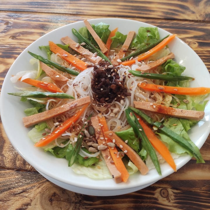 photo of Moko Veggie Café Summer salad shared by @veriluna on  17 Apr 2022 - review