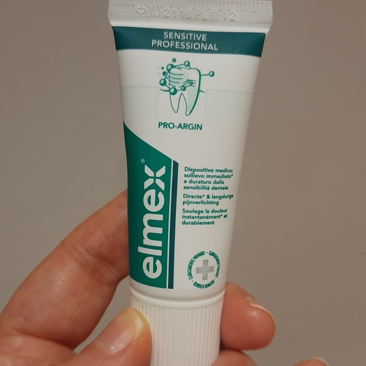 photo of Elmex dentifricio sensitive professional shared by @paolazeta on  09 Jul 2022 - review