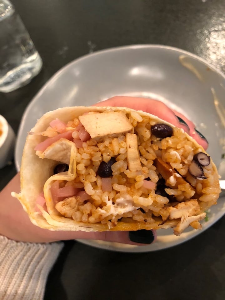 review photo of 403 Broad Tofu Vegan Burrito shared by @vfernz on 15 Dec 2019 - review