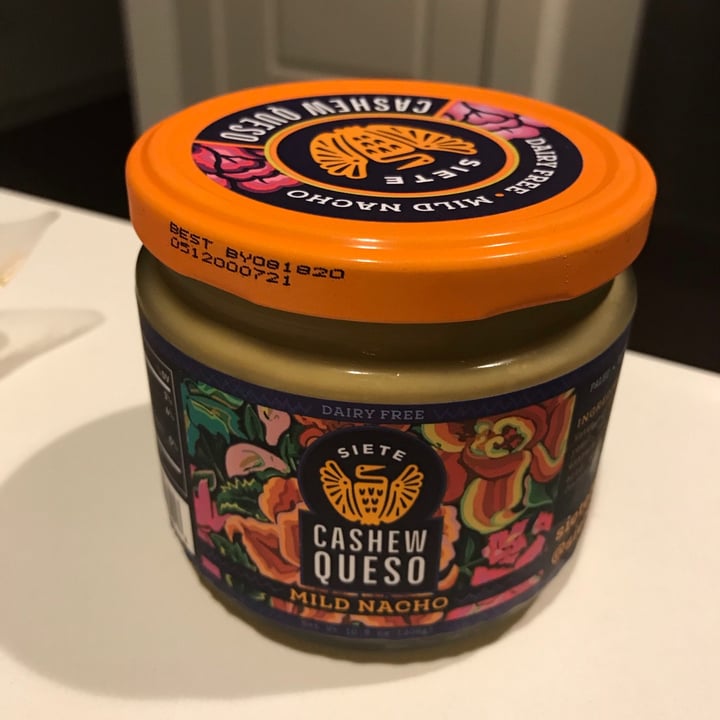photo of Siete Family Foods Mild Nacho Cashew Queso shared by @enfinprintemps on  20 May 2020 - review
