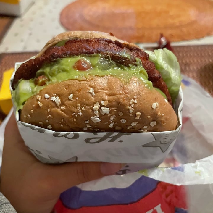 photo of Carls Jr Veggie Star shared by @beckiesveggies on  27 Dec 2021 - review