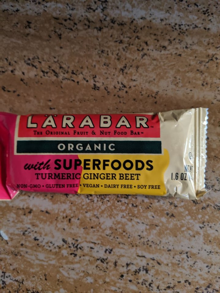 photo of Larabar Tumeric and beet shared by @poweredwithplants on  21 Aug 2019 - review