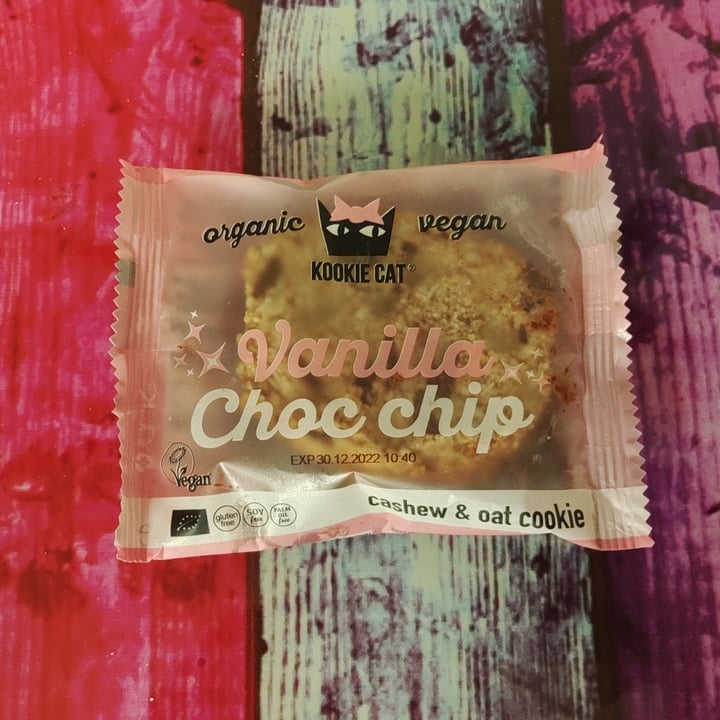 photo of Kookie cat Vanilla Choc Chip Cookie shared by @saechsine on  22 May 2022 - review