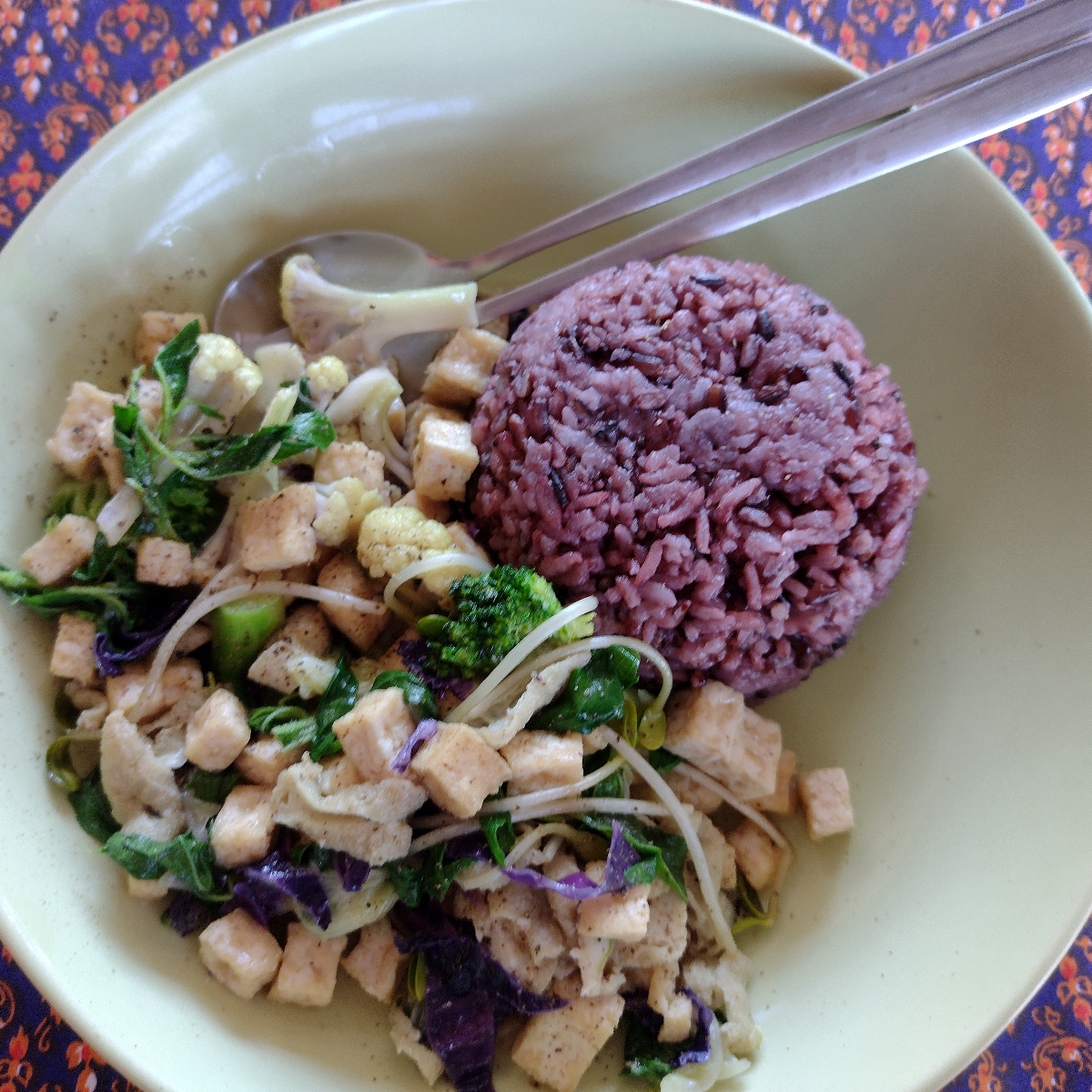 Bom Bowls Fried Tofu with Thai Basil Reviews abillion