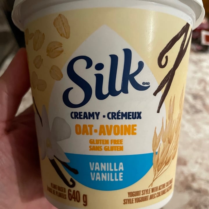 review photo of Silk Oat Vanilla Yogurt shared by @lisadtb on 15 Jul 2021 - review