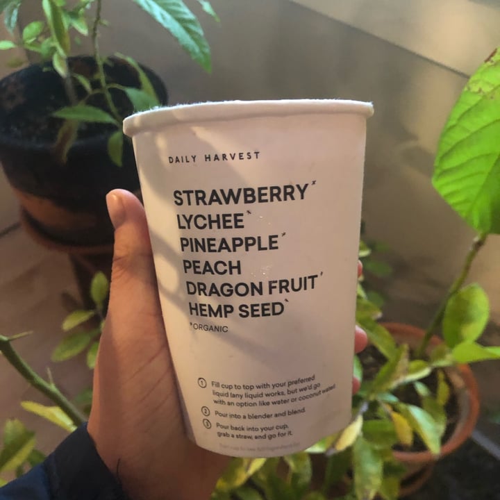 review photo of Daily Harvest Dragon Fruit + Lychee Smoothie shared by @garen7 on 03 Nov 2021 - review