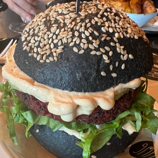 Photo of the dish “Burger "Batman"”