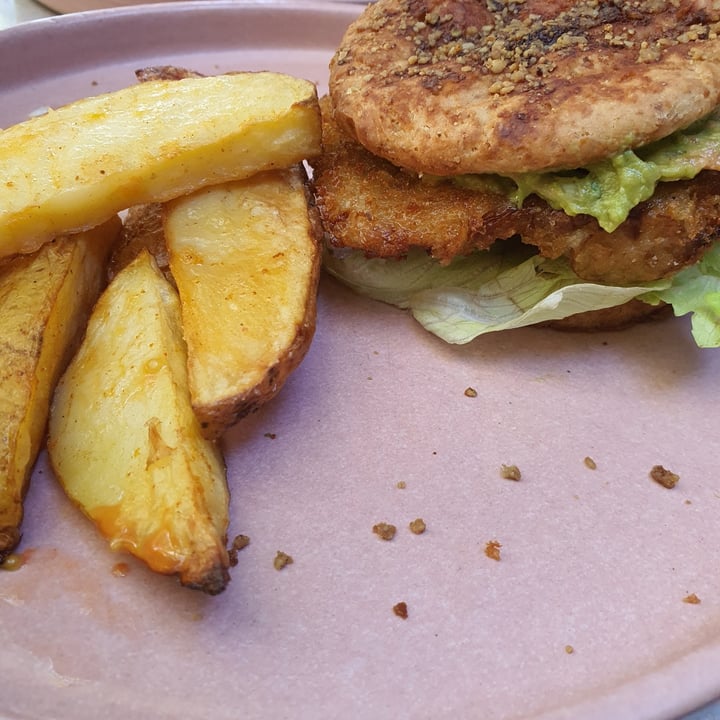 review photo of Mudrá Hamburguesa Power shared by @ornellabelen on 11 Apr 2021 - review