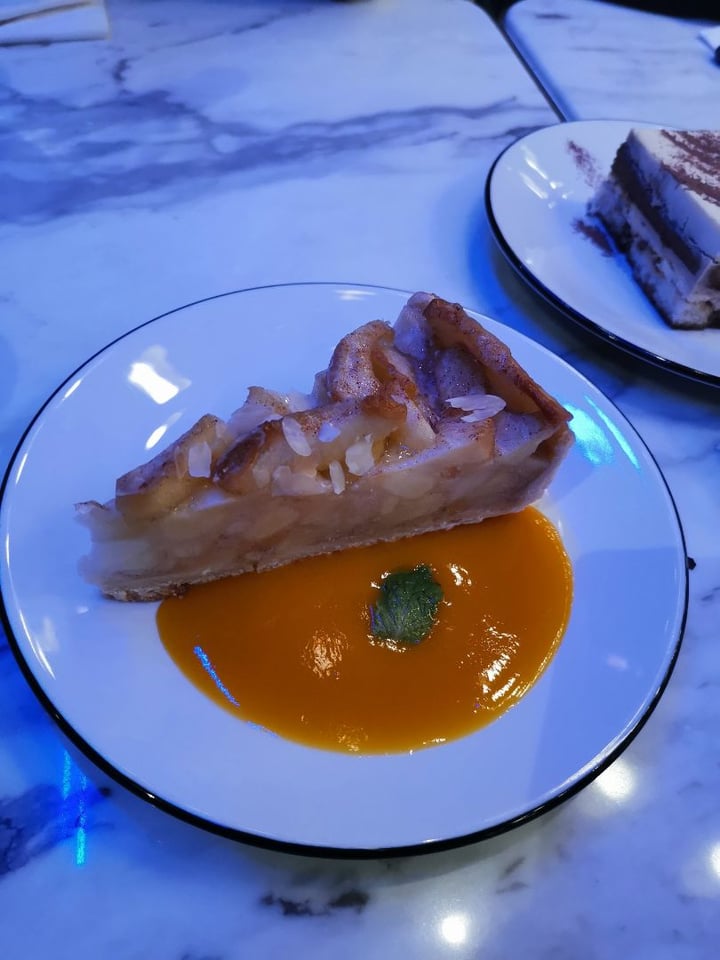 photo of PizzaExpress Vegan Apple Tart shared by @shalini97 on  08 Jul 2019 - review