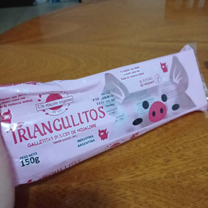 photo of Un Rincón Vegano Triángulitos De Hojaldre shared by @floroteiza on  24 May 2021 - review