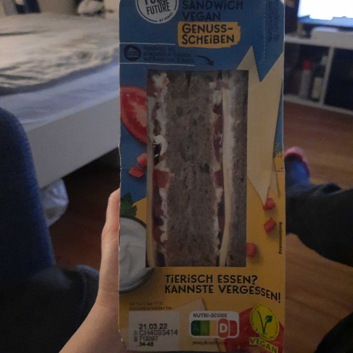 photo of Food For Future Sandwich VEGAN Genuss-Scheiben shared by @seba89 on  10 Mar 2022 - review