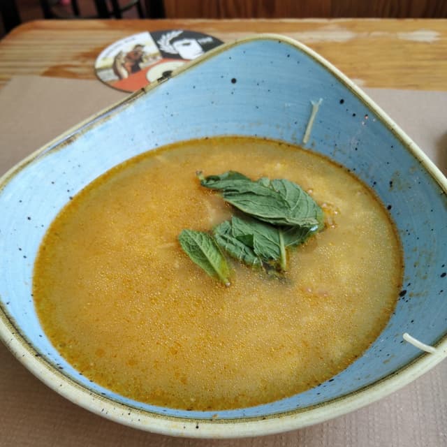 菜肴“Sopa de cocido”的照片