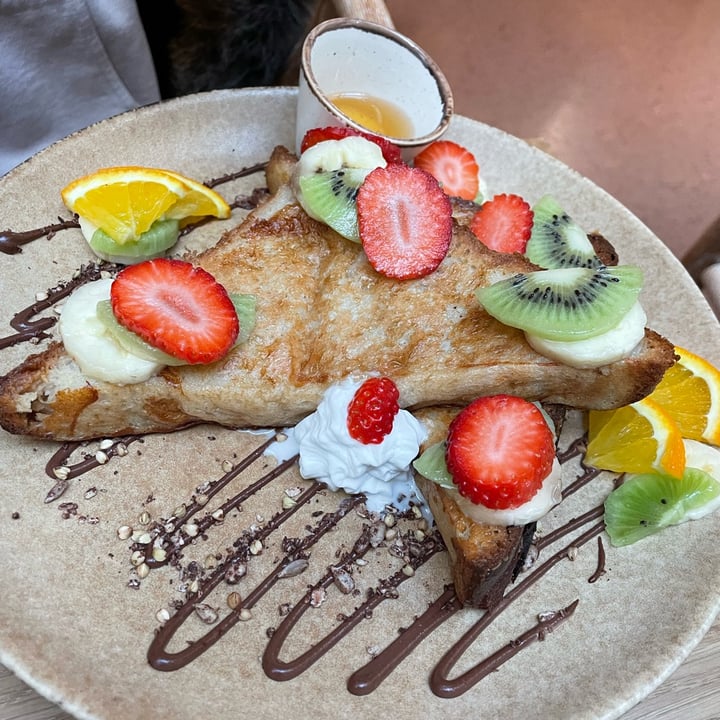 review photo of Sweet Rawmance French Toast (Pain Perdu) shared by @coraleeats on 15 Jan 2023 - review
