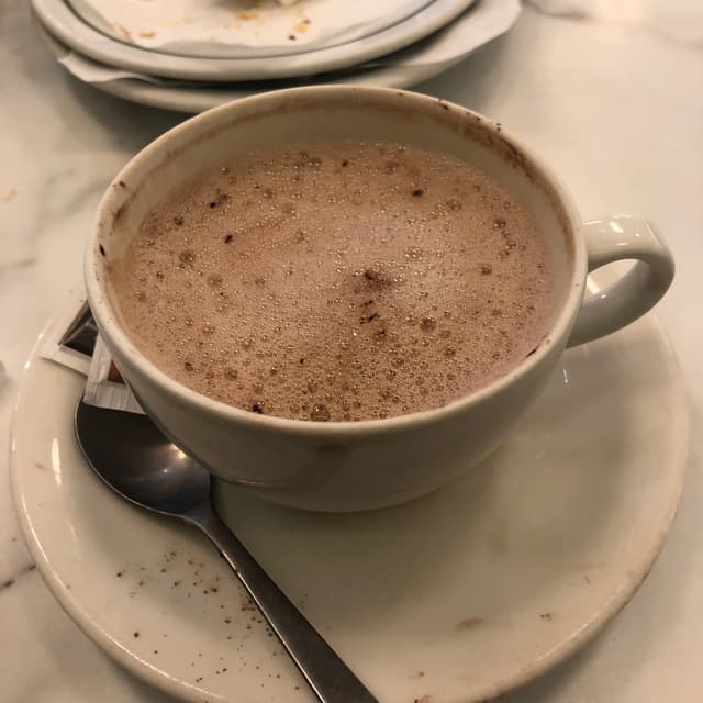 Photo of the dish “chocolate quente com leite de aveia”