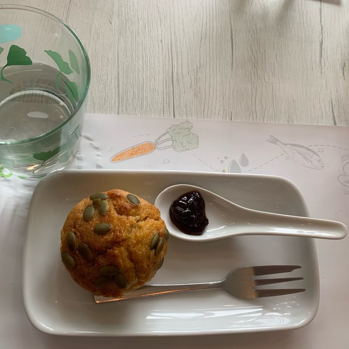 photo of STEAMYMOOD carrot cake 🥕 shared by @asiarosai on  16 Mar 2022 - review