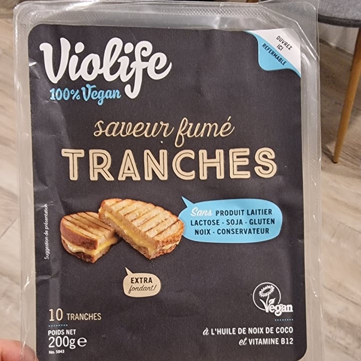 photo of Violife tranches fumés shared by @annapannafood on  22 Aug 2022 - review