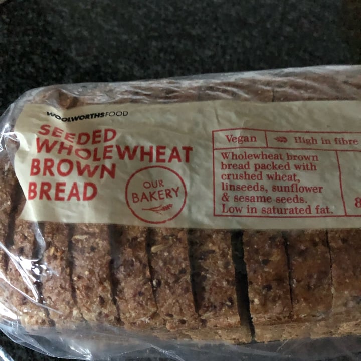 photo of Woolworths Food Seeded Wholewheat Brown Bread shared by @lindybeukes60 on  20 Jun 2022 - review