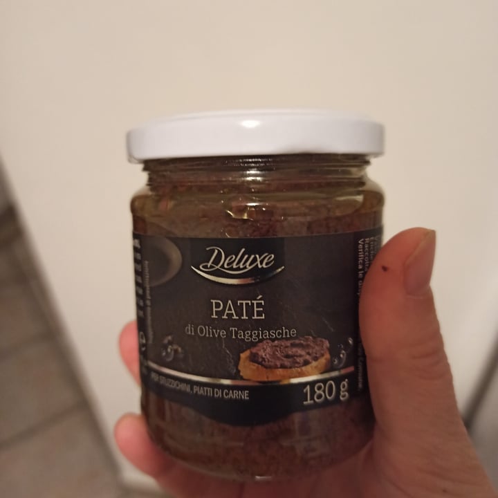 photo of Deluxe Pate olive tagliasche shared by @veronica2326 on  07 Dec 2021 - review