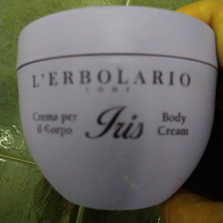 photo of L’Erbolario Crema corpo Iris shared by @walkabout-veg on  17 Sep 2020 - review